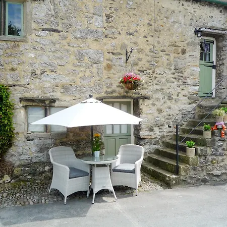 Riston Barn Stainforth (North Yorkshire)